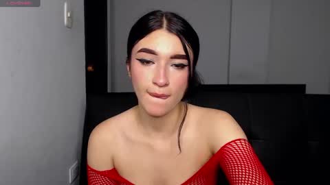 Snapshot of anny_naf chatting on 02.20.25 Anny online show from 02.20.25