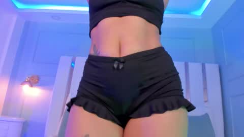 Anny  online show from 10.27.25