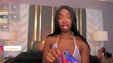 Anny online show from 11.19.25