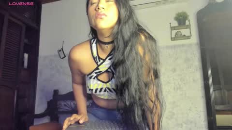 dani online show from 10.23.25