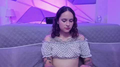 AnnyT online show from 12.04.24