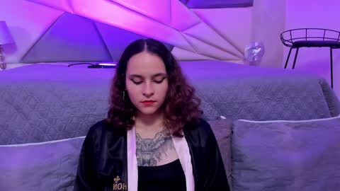 AnnyT online show from 01.10.25