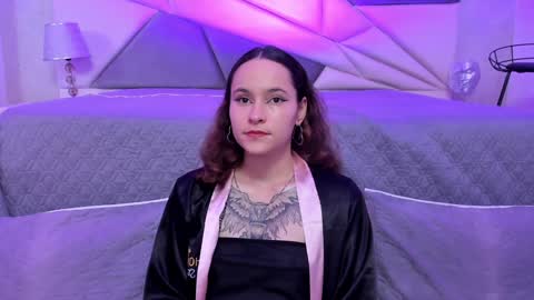 AnnyT online show from 01.11.25