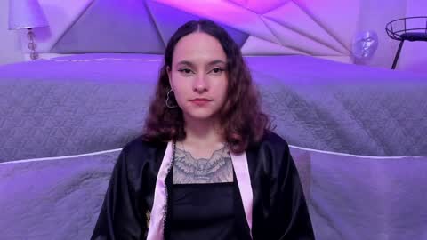 AnnyT online show from 01.11.25