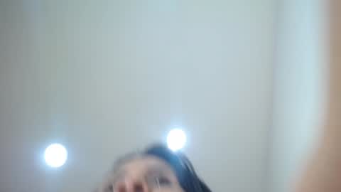 Snapshot of anthonelaa__ chatting on 01.24.25 Anthonelaa online show from 01.24.25