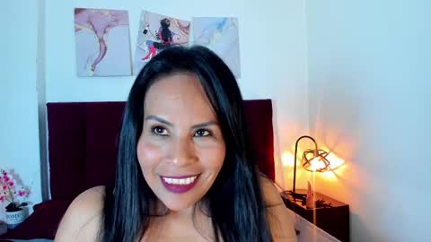 Snapshot of anthonelaa__ chatting on 09.29.25 Anthonelaa online show from 09.29.25
