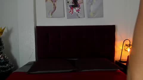 Anthonelaa   online show from 01.10.26