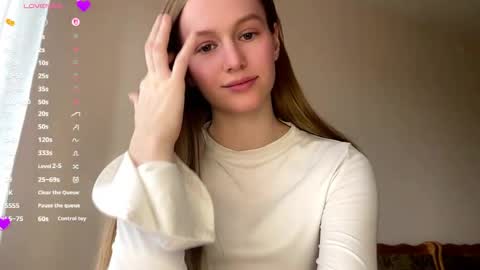 Snapshot of antionettepulgarin chatting on 04.22.26 Viktoria online show from 04.22.26