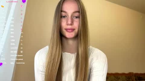 Snapshot of antionettepulgarin chatting on 06.06.26 Viktoria online show from 06.06.26