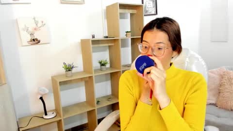 Snapshot of antoneella__ chatting on 09.19.25 Antonella online show from 09.19.25