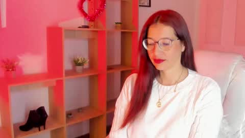 Snapshot of antoneella__ chatting on 10.16.25 Antonella online show from 10.16.25
