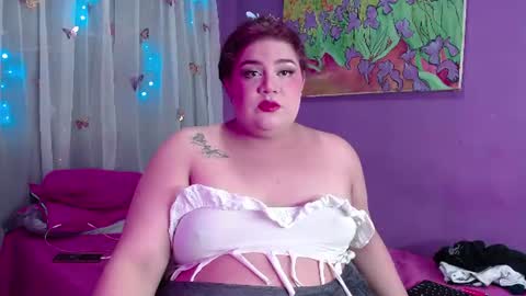 Snapshot of antonella_hotkiss chatting on 07.16.26 Antonella online show from 07.16.26
