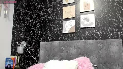 Snapshot of antonella_louise chatting on 12.02.24 antonella_louise online show from 12.02.24