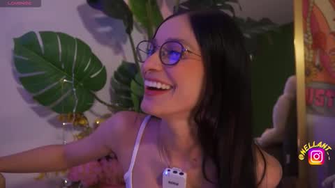 Snapshot of antonella_maitt chatting on 01.13.26 Nell. online show from 01.13.26