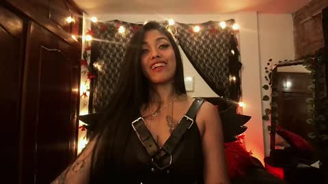 Snapshot of antonella_miller18 chatting on 12.27.24 Antonella online show from 12.27.24