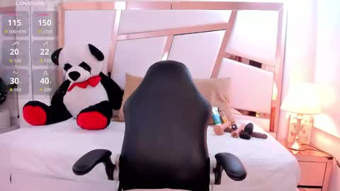 Antonella Moon 7 online show from 03.08.26