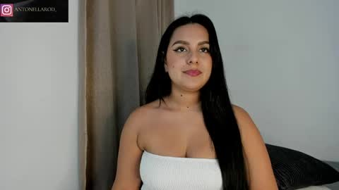 antonella_rod online show from 04.23.26