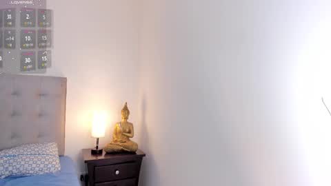  Antonellaa  online show from 03.05.25