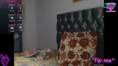 AntonellaAndNoah online show from 01.11.25