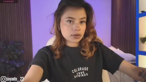 Antonella online show from 12.17.25