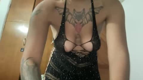 Snapshot of antoniabloom chatting on 01.23.25 Antonia online show from 01.23.25