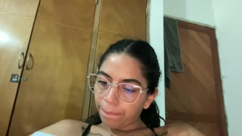 Snapshot of antoniabloom chatting on 01.31.25 Antonia online show from 01.31.25