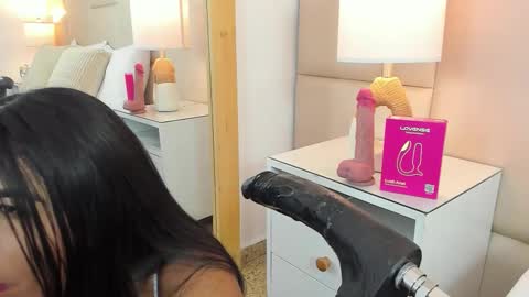 Antonia online show from 03.16.26