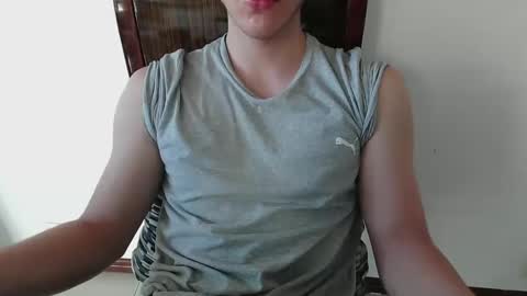 Snapshot of antonio_ricci chatting on 10.25.25 antonio_ricci online show from 10.25.25