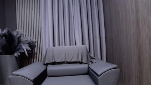 HI My name is Antonio online show from 04.18.26