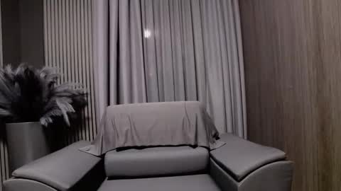 HI My name is Antonio online show from 04.19.26