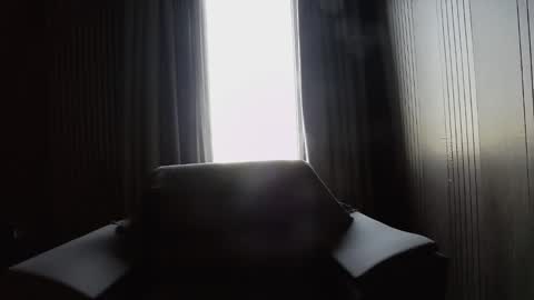Snapshot of antoniovalentinidiamond chatting on 05.27.26 HI My name is Antonio online show from 05.27.26