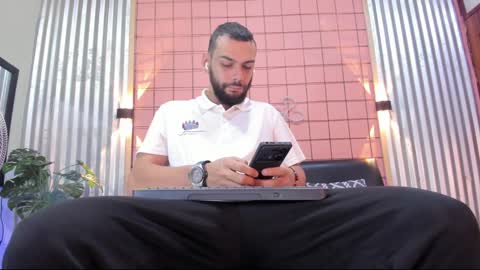 Snapshot of antony_bigdick_ chatting on 01.05.25 Juan Camilo online show from 01.05.25