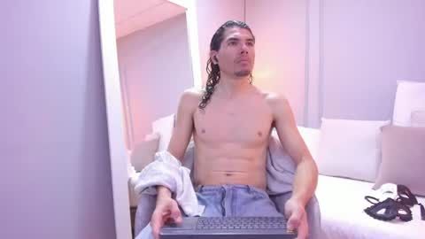 Snapshot of antonystone_ chatting on 07.21.26 Antony Stone online show from 07.21.26