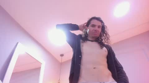 Snapshot of antonystone_ chatting on 07.25.26 Antony Stone online show from 07.25.26