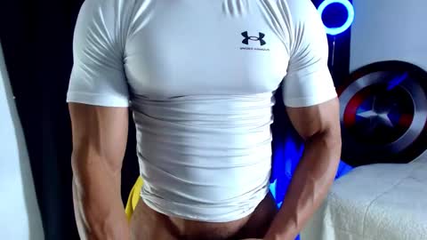 Instagram miguelangel1802  online show from 10.24.25