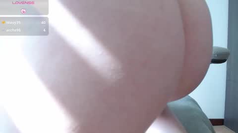 Snapshot of anttoniia chatting on 01.16.25 Antonia online show from 01.16.25