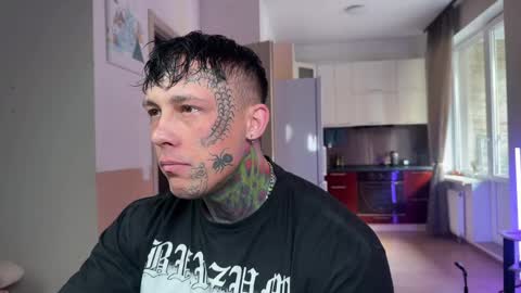 Tom online show from 04.08.26