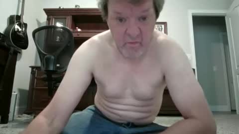 Snapshot of anudesteve4u chatting on 10.27.25 anudesteve4u online show from 10.27.25