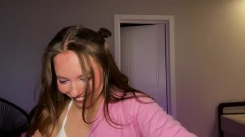 Snapshot of anuetta chatting on 06.24.26 Aneutta online show from 06.24.26
