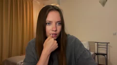 Snapshot of anuetta chatting on 07.22.26 Aneutta online show from 07.22.26