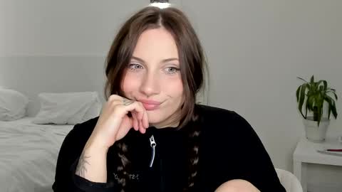 Ann online show from 04.28.26