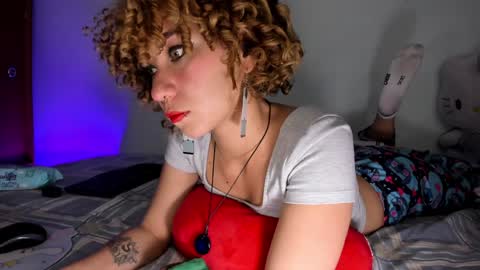 Snapshot of any_21 chatting on 12.20.24 Any online show from 12.20.24