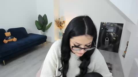 Anya online show from 02.10.26