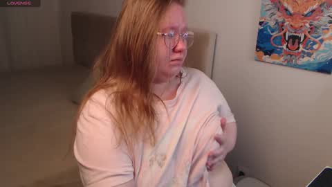 Snapshot of anya_muna chatting on 12.07.24 Anya Muna online show from 12.07.24