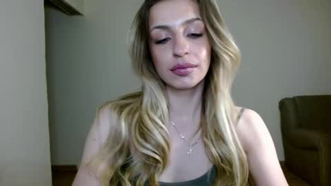 Anya online show from 04.04.26