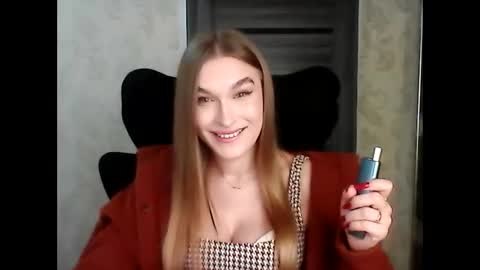 AnyaSmack online show from 12.05.25