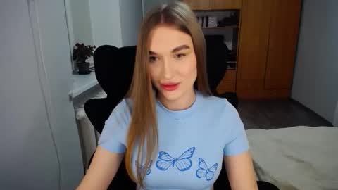 AnyaSmack online show from 03.27.26