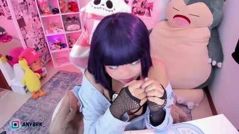 Any online show from 11.26.25