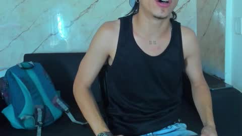 anyelo_sexyhot online show from 10.17.25