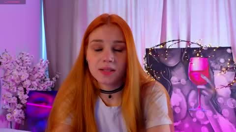 Snapshot of anylindsey chatting on 04.23.26 anylindsey online show from 04.23.26